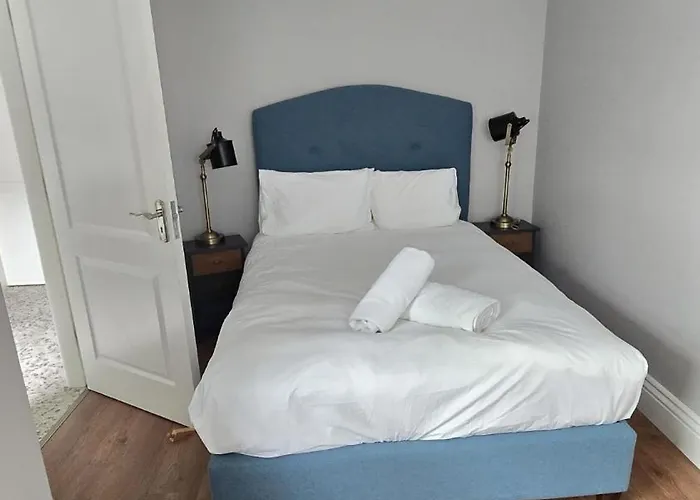 Luxury - Sleeps 7 Lejlighed Galway