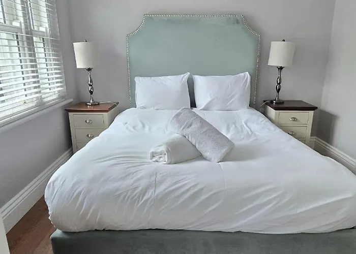 Luxury - Sleeps 7 * Galway